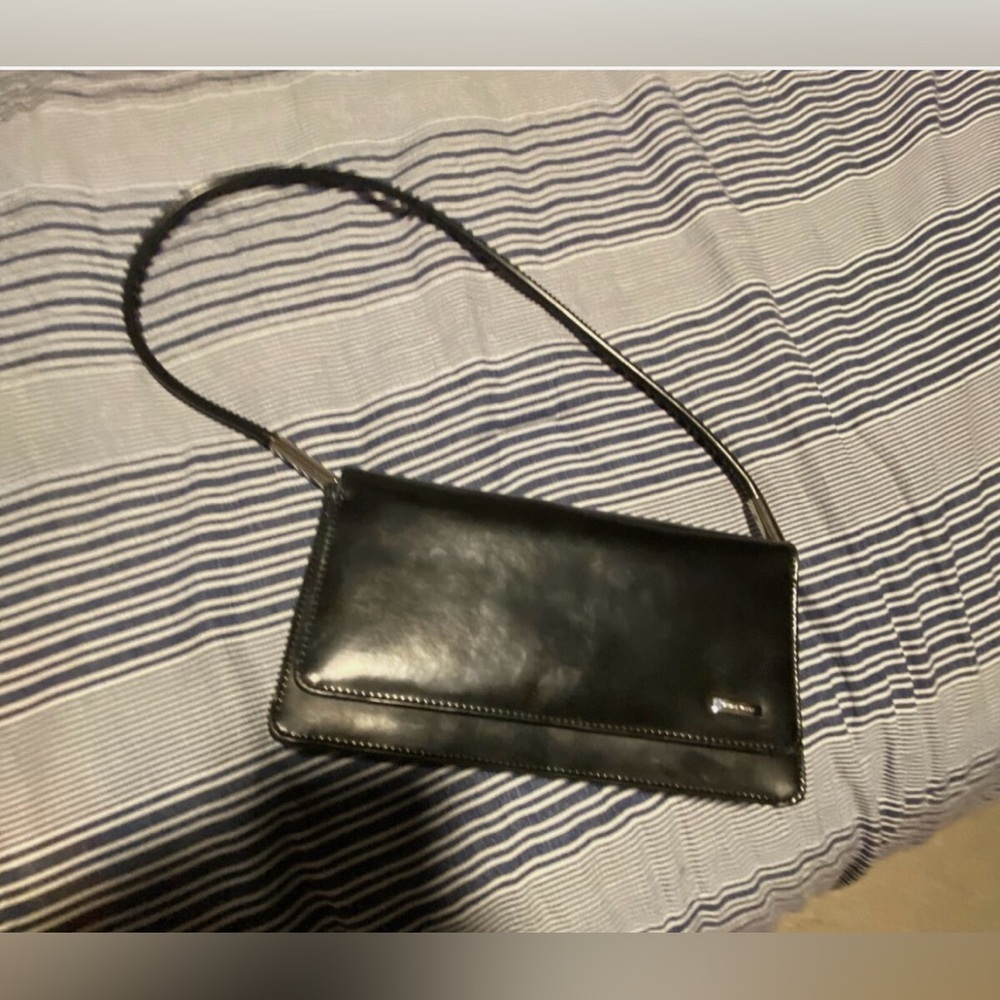 Nine West medium sized hand bag